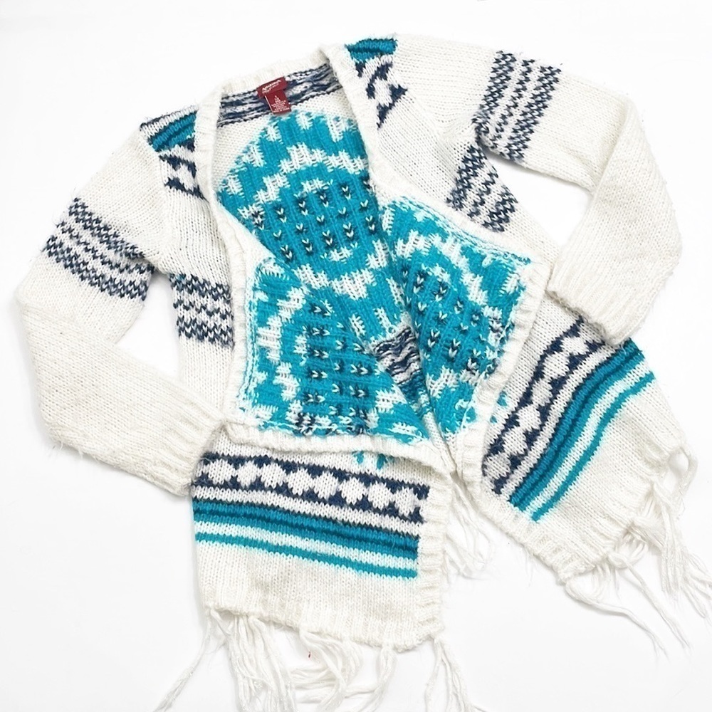 Arizona Jean Co tribal fringe knit cardigan